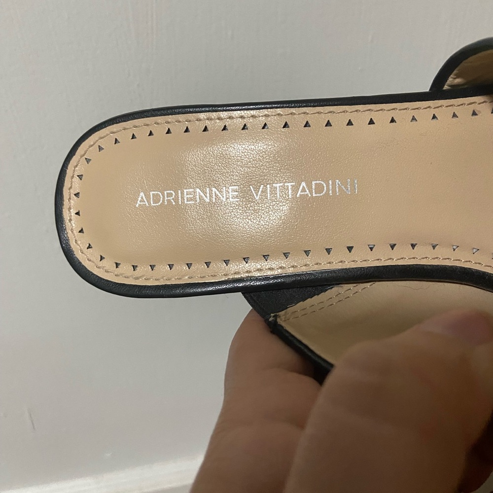 Adrienne Vittadini Black Women's Slide Sandals - Picture 6 of 8